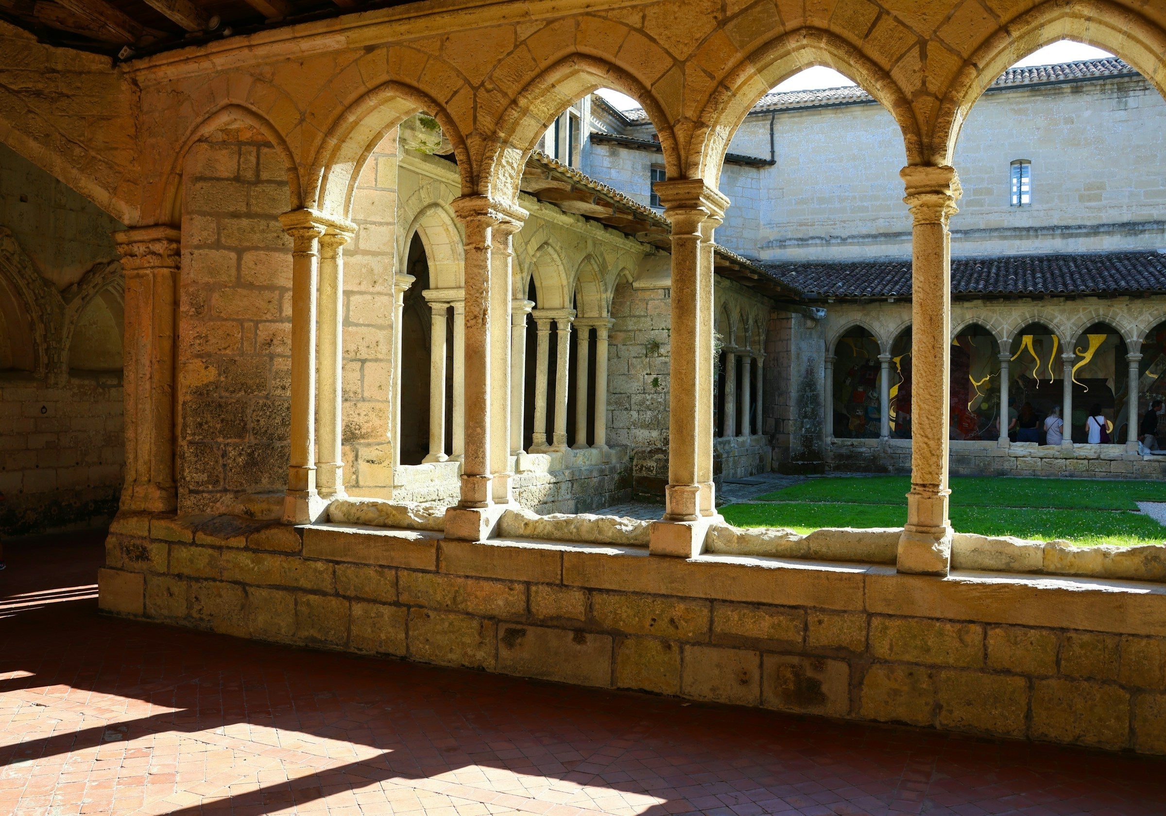 The Best Private Wine Tours in Médoc: How to Visit Châteaux Without Driving